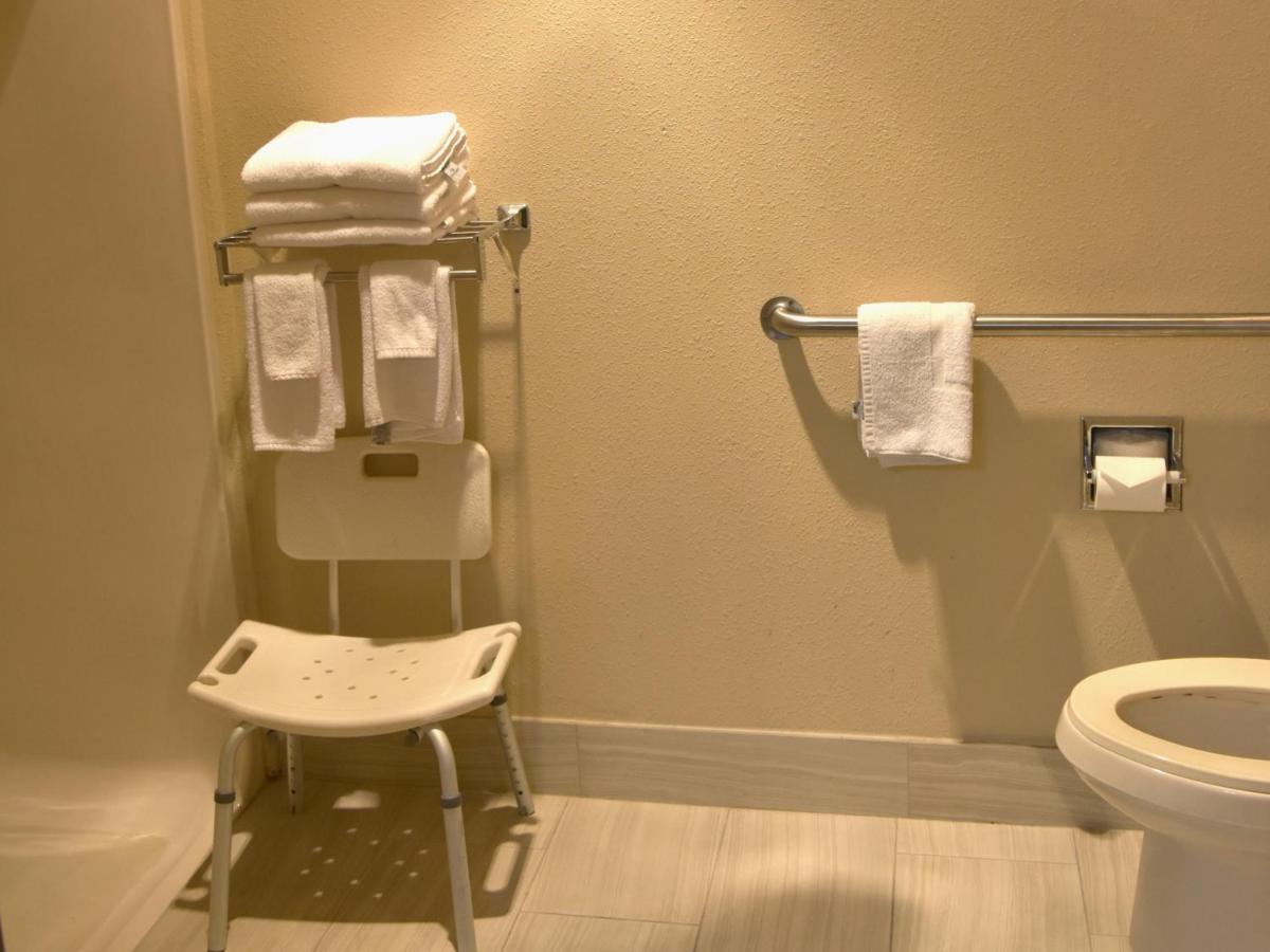 Quality Inn & Suites Brooks Louisville South Luaran gambar