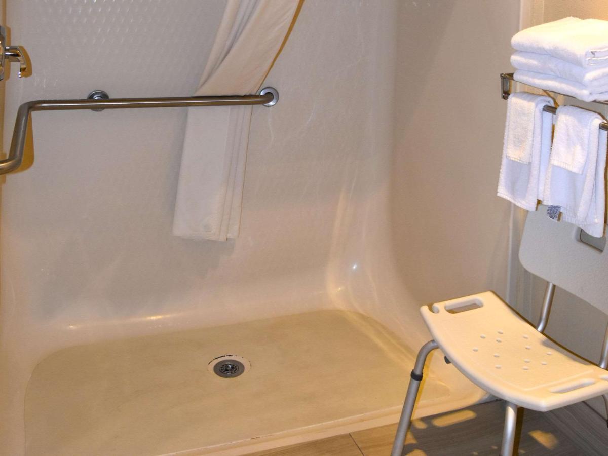 Quality Inn & Suites Brooks Louisville South Luaran gambar
