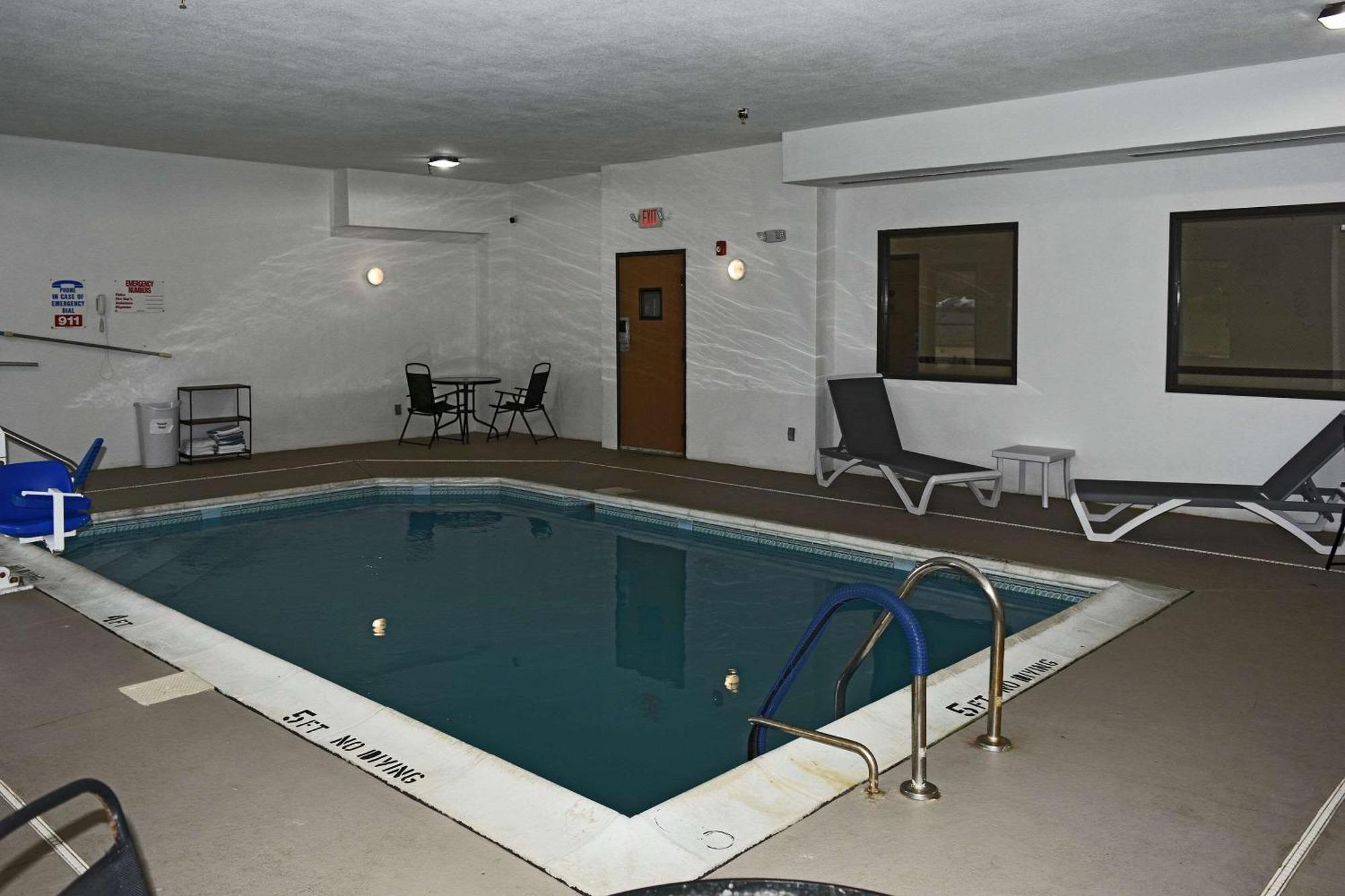 Quality Inn & Suites Brooks Louisville South Luaran gambar
